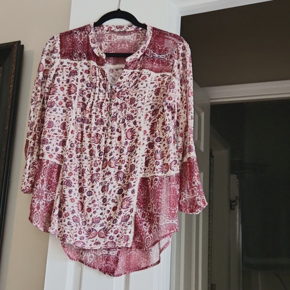 Lucky Brand top